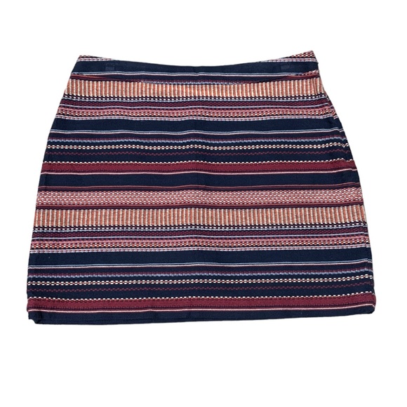 Hollister Woven Stripe Tapestry Earthy Boho 100% Cotton Mini Skirt Juniors sz 5 - Picture 2 of 6